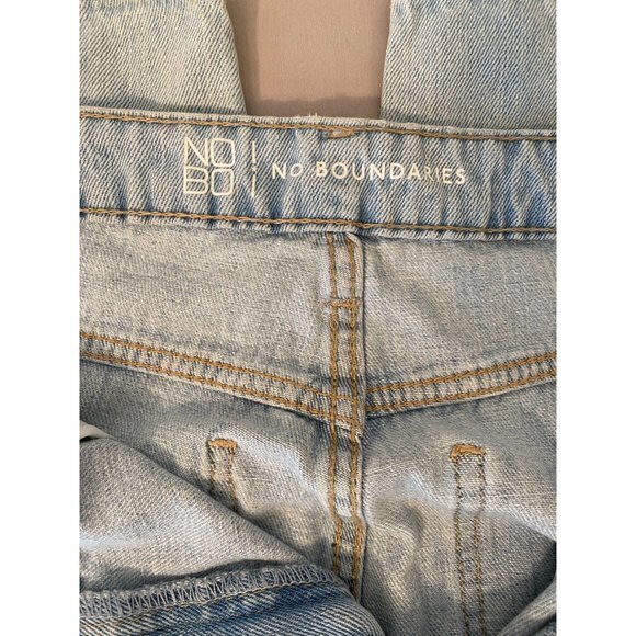Women's NoBo No Boundaries Distressed Light Denim Jeans Size 11 - Picture 3 of 12